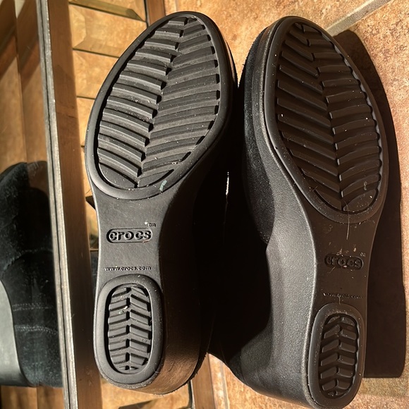 NWOT Black Suede Wedge Booties - Picture 5 of 7